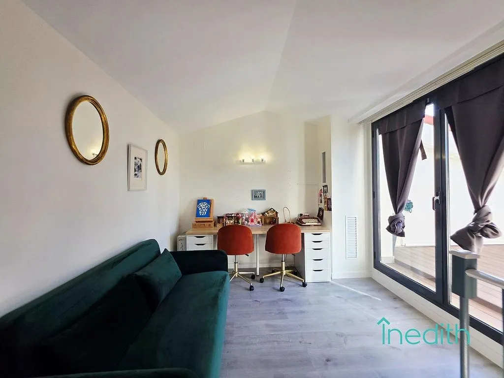 Séjour - Duplex Apartment with Pool in Central Castelldefels