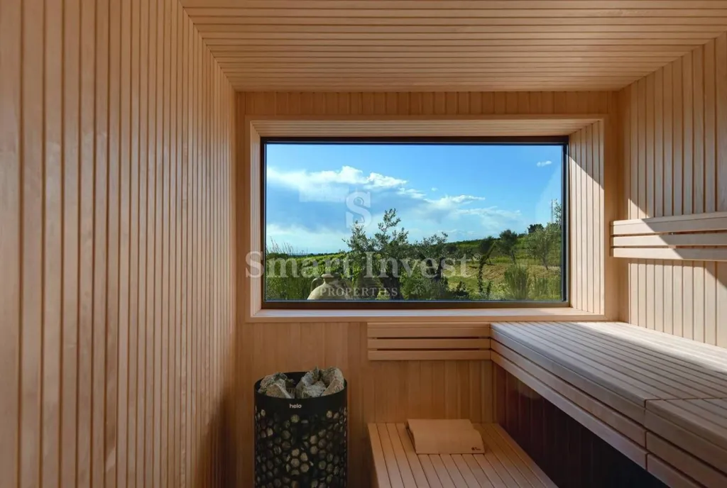 Toad - Modern Villa with Sea View in Brtonigla