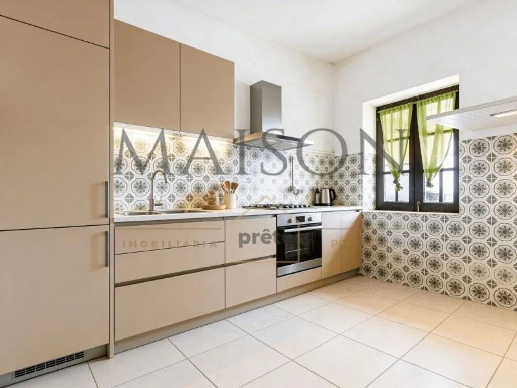 Cuisine - Historic House with Commercial Space in Penafiel