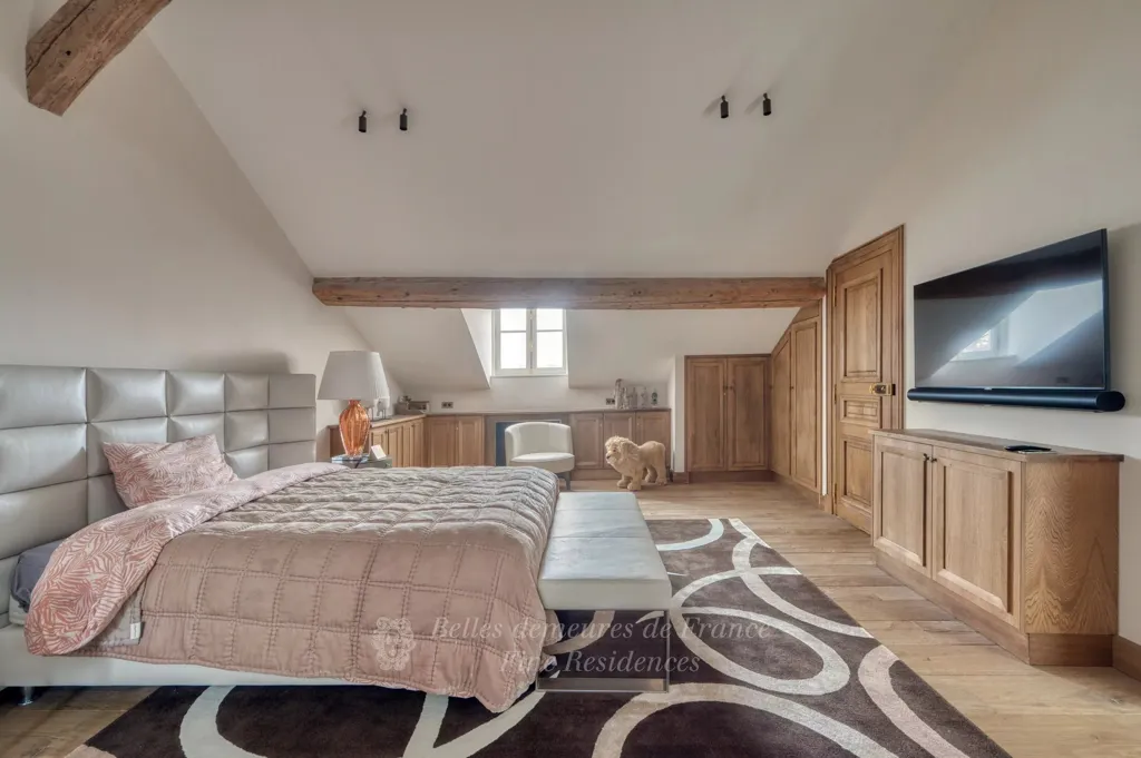 Bedrooms - Period Charm Triplex with Seine View in Paris 5th