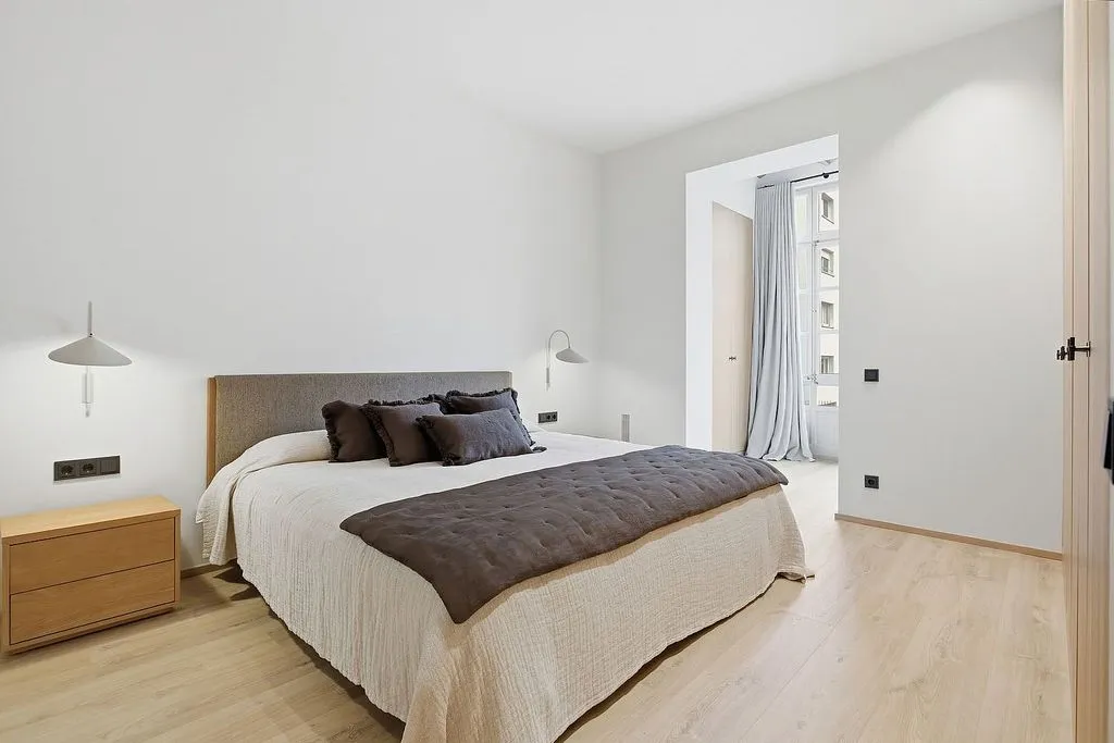 Chambres - Refurbished Flat in Modernist Building, Barcelona