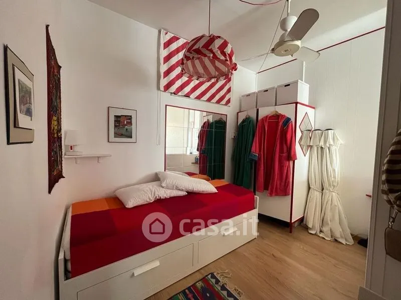 Magamistoad - Trilocale with Seafront Access in Marina di Massa