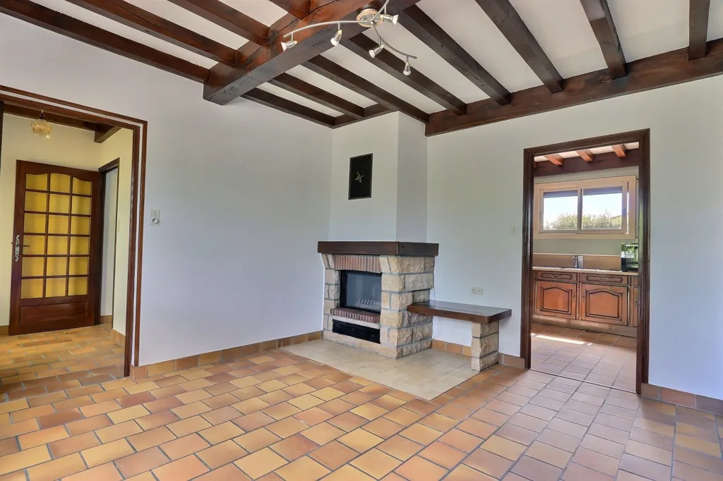 Elutuba - Renovated House with Terrace in Le Cendre