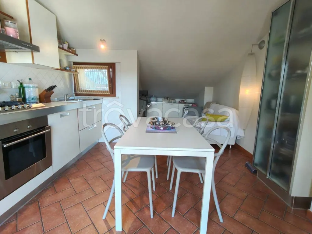 Salle à manger - Terraced Apartment with Balcony in Pesaro