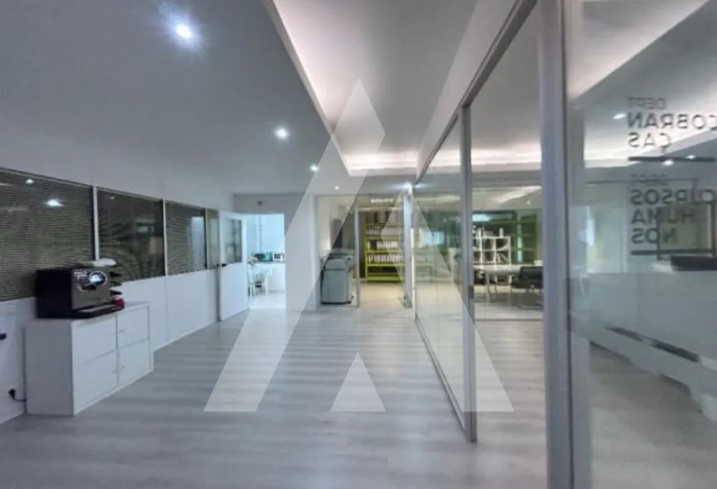 Kabinet - Multifunctional Industrial Warehouse in Marvila, Lisbon