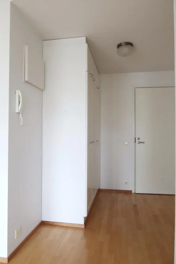 Pièces - Modern Studio with Balcony in Turku Centre