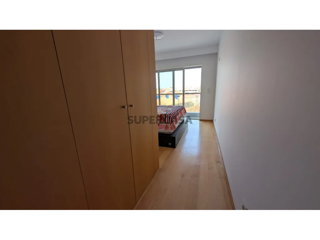 Chambres - Apartment with River View in Vila Nova de Gaia