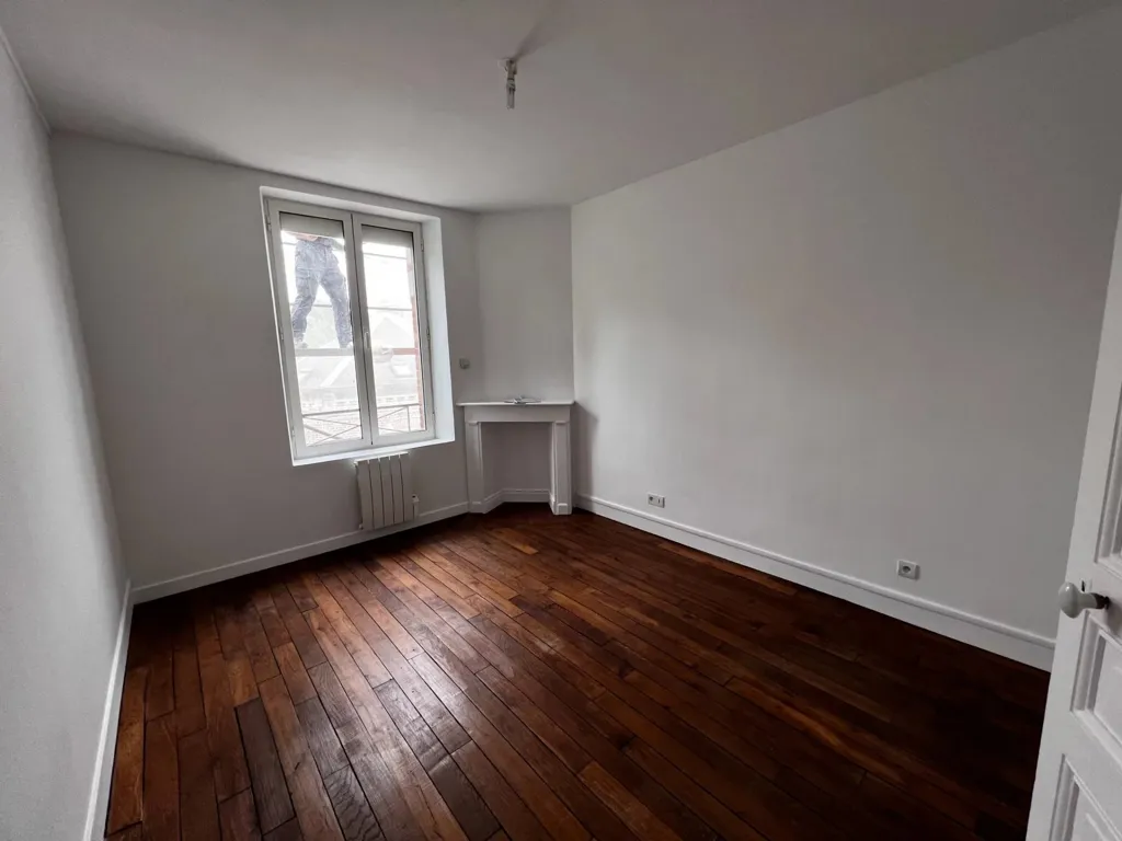 Pièces - Appartement Type 3 avec Cuisine Équipée à Amiens