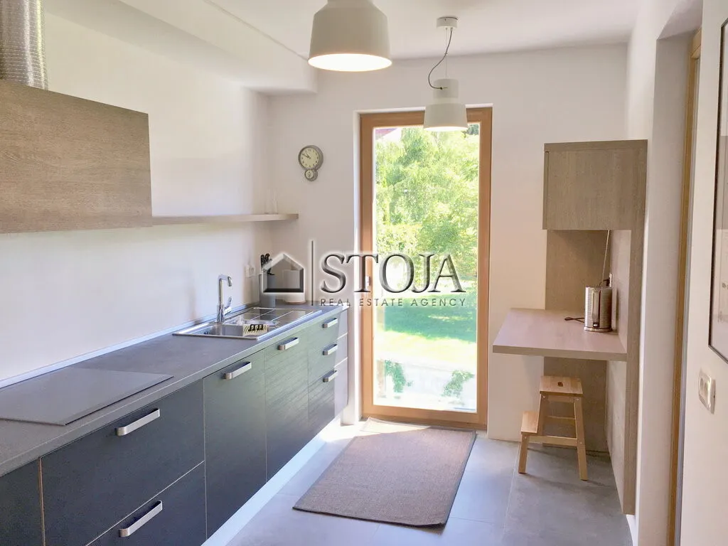 Cuisine - Spacious Apartment with Three Bedrooms in Rožna Dolina