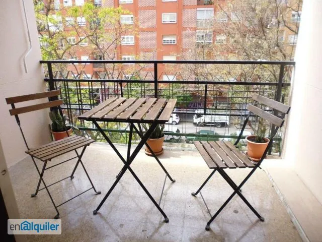 Balcone - Student Flat with Terrace in Algirós