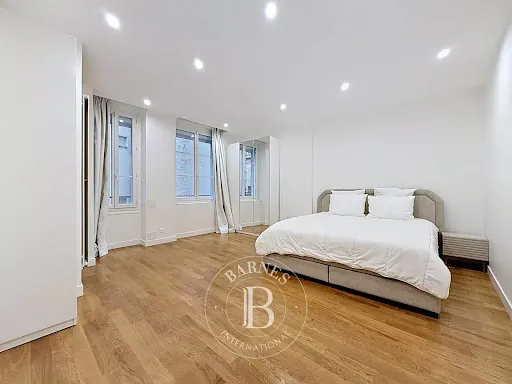 Chambres - Appartement Haussmannien Meublé à Paris 16ᵉ