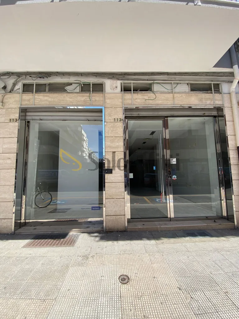 Local commercial 2 pièces à Barletta