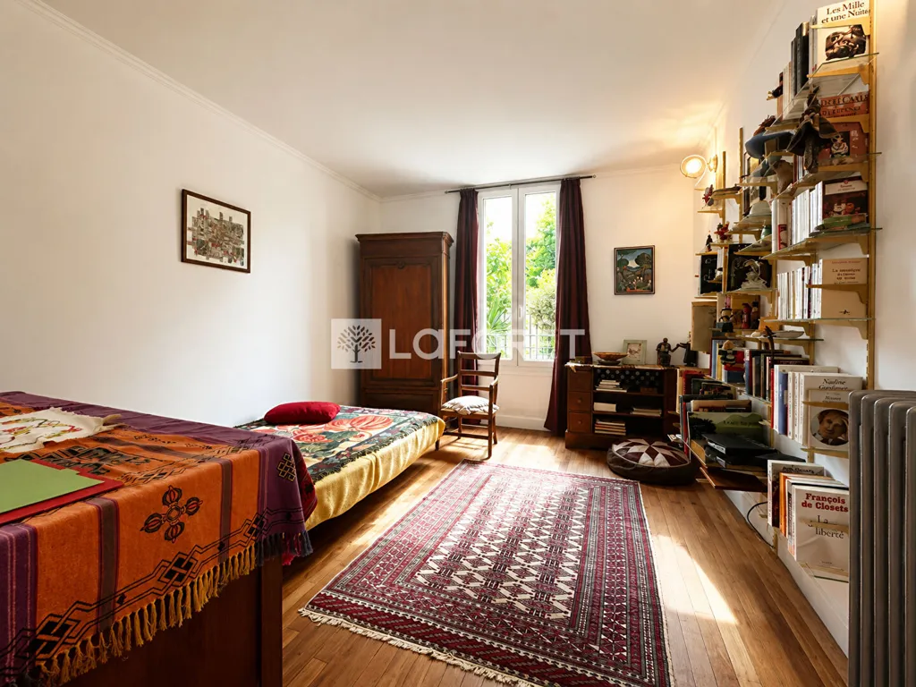 Magamistoad - Charming T3 with Garden in Issy-les-Moulineaux
