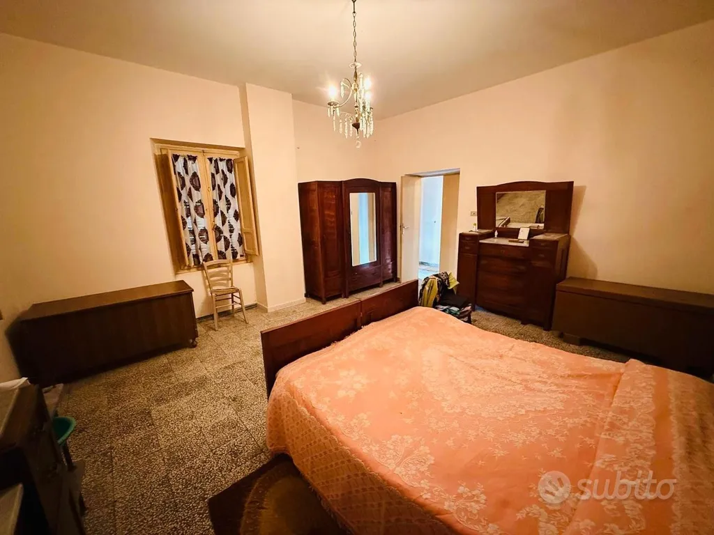 Magamistoad - Villa with Perimeter Garden in Moscufo