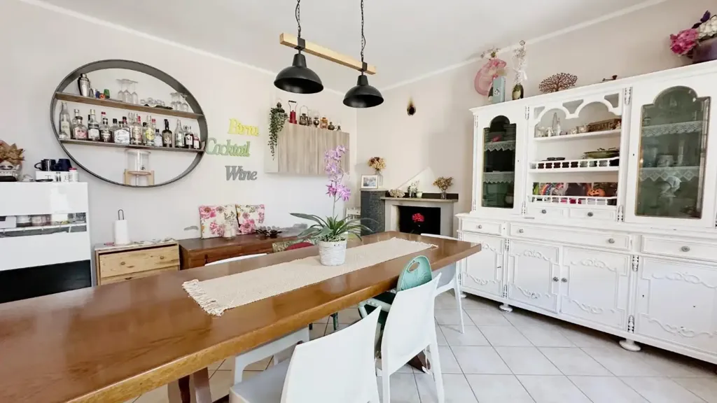 Maison 10 pièces à IT