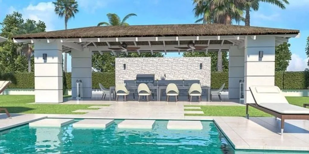 Contemporary Villa with Pool in Estepona