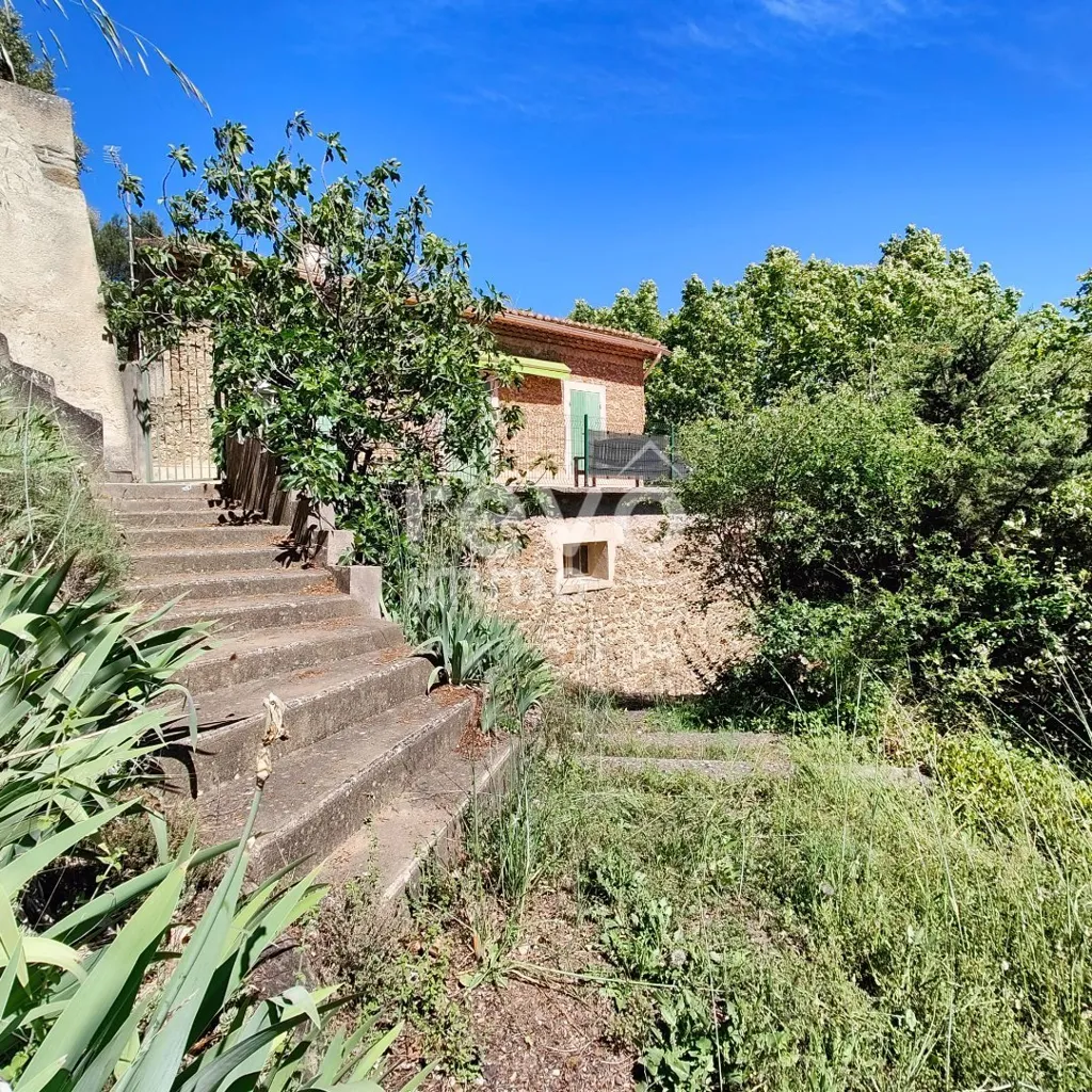 Exterior - Charming Stone House with Potential in Beaumes-de-Venise
