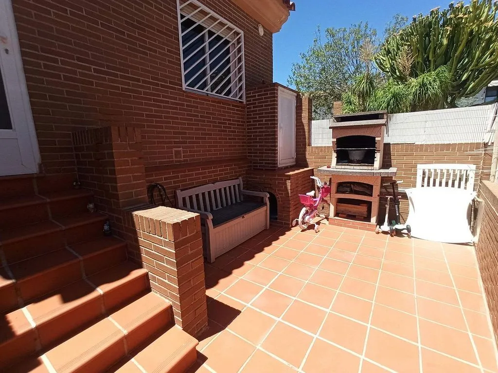 Terrasse - Semi-Detached House with Pool in Los Girasoles