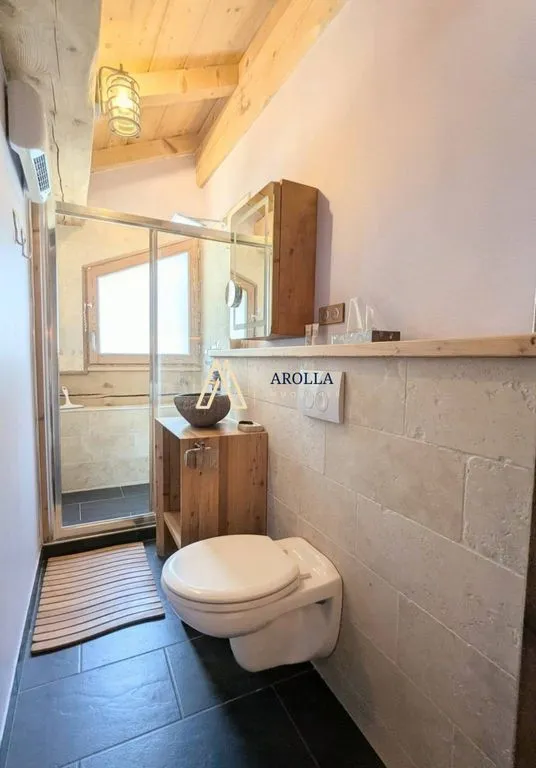 Salles de bain - Chalet Luxueux avec Vue Montagne à Bourg-Saint-Maurice