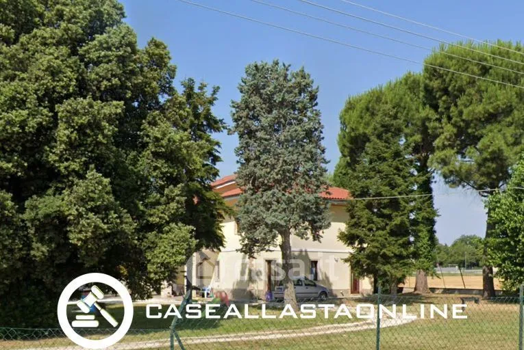 Exterior - Two-Unit Apartment in Rural Valle Cascia, Montecassiano