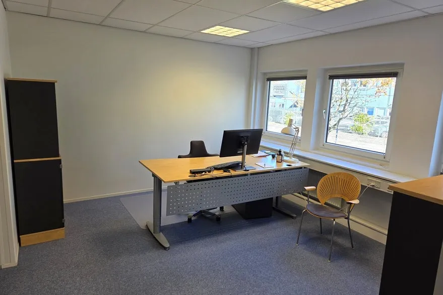 Bureau - Office Space with Foldable Wall in Copenhagen