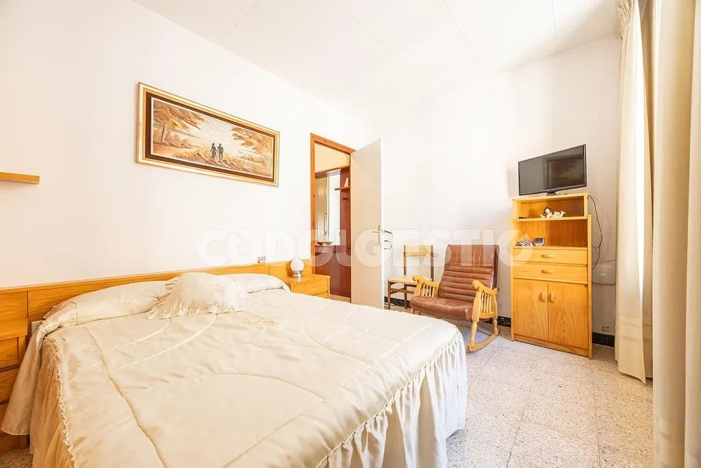 Magamistoad - Three-Bedroom House with Terrace in Torelló