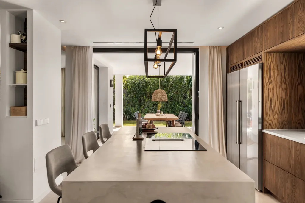 Cuisine - Luxury Villa with Pool in Nueva Andalucía