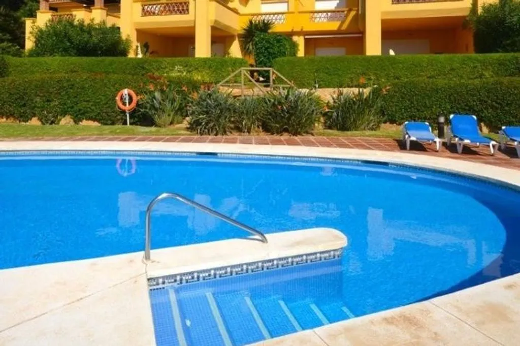 Piscine - Seafront Apartment with Sea View in Marbella
