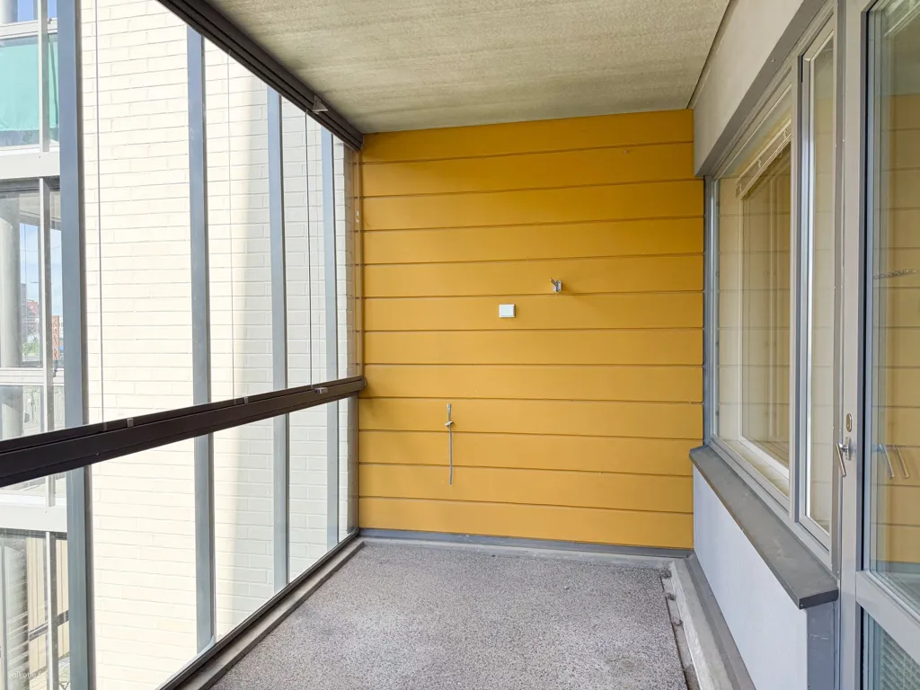 Balcon - Modern Flat with Balcony in Hermanni, Helsinki