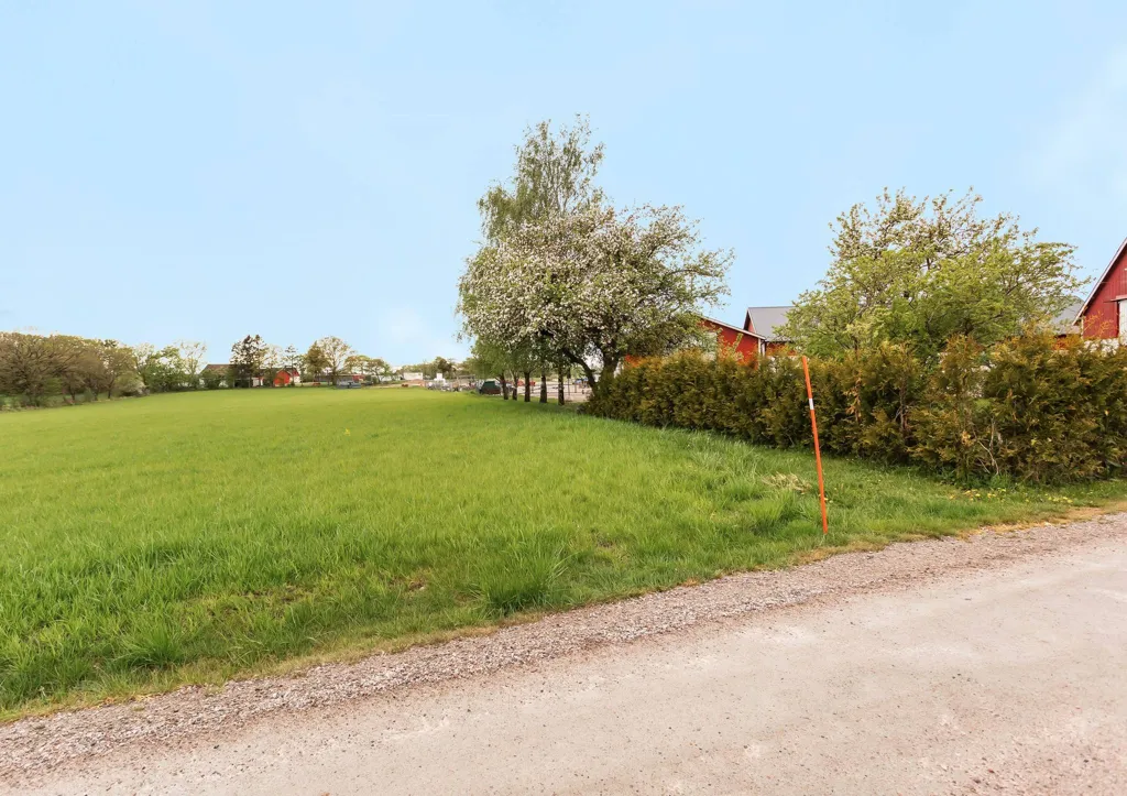 Jardin - Farm with Workshop and Land in Sjöbo, Skåne