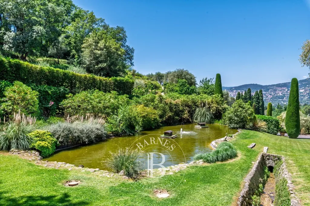 Jardin - Bastide Luxueuse avec Piscine à Grasse