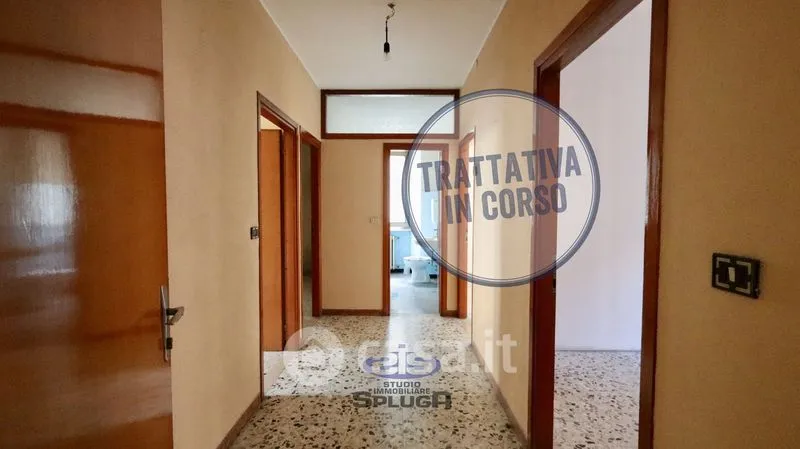 Entrée - Four-Bedroom Apartment in Talamona Centre