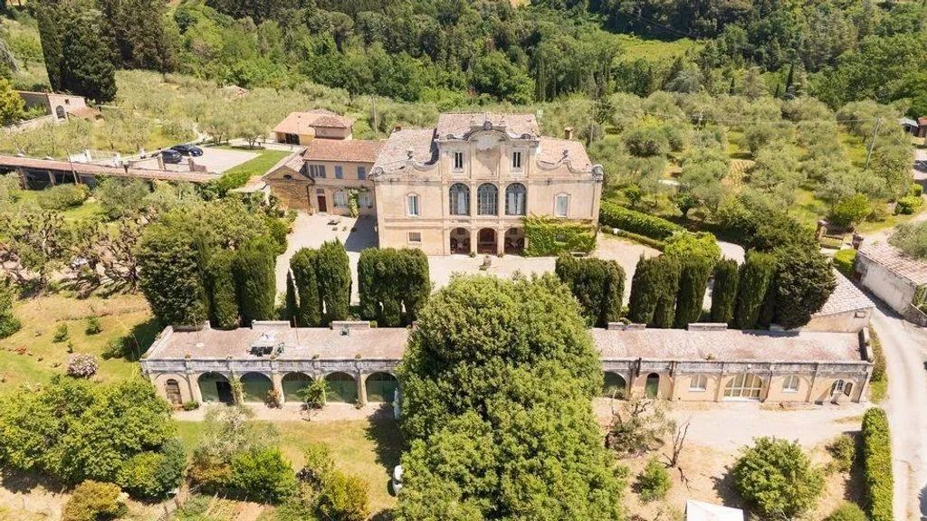 Õhuvaade - Baroque Villa with Private Garden in Siena