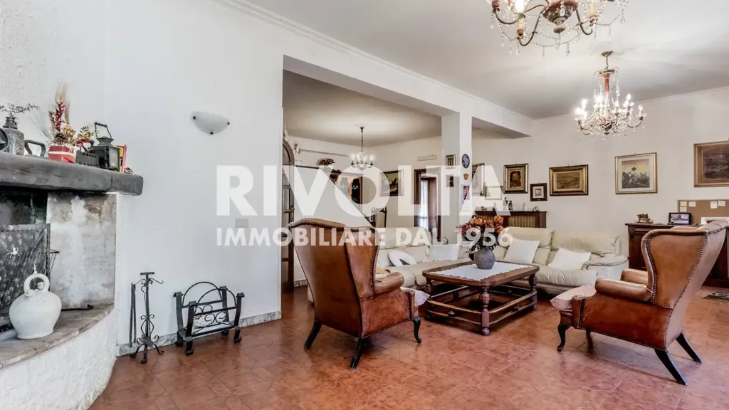 Séjour - Terraced Villa with Panoramic Terrace in Guidonia Montecelio