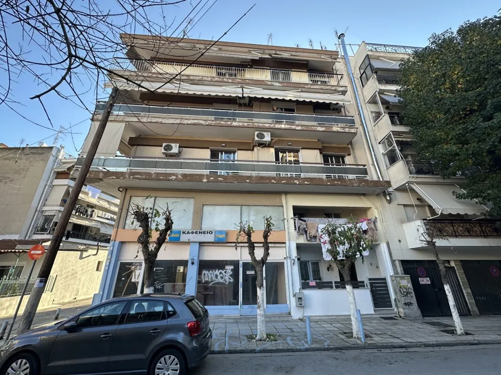 Exterior - Renovated Flat with Elevator in Thessaloniki