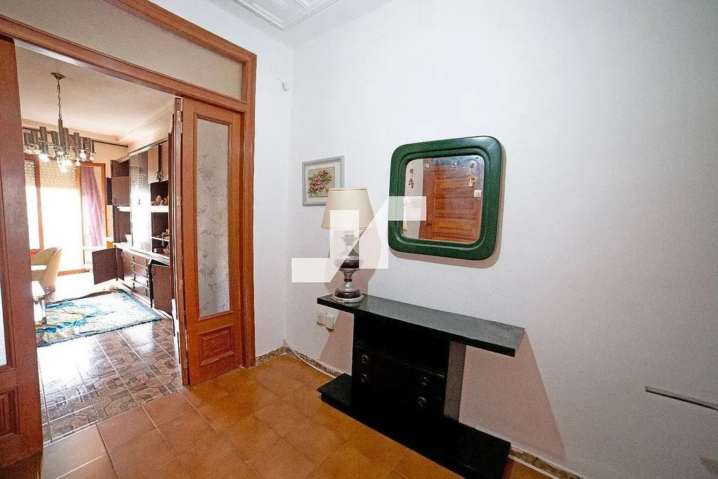 Esik - Three-Storey House with Terraces in Vila-real Centre