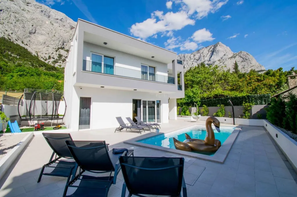 Pool - New Villa with Pool in Baška Voda