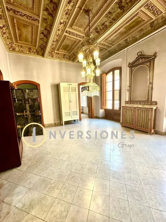 Elutuba - Luxury Flat with Cultural Heritage in Manresa