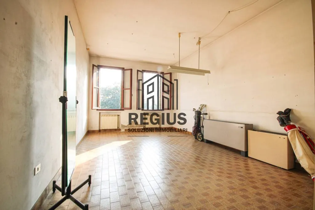 Pièces - Historic Villa with Central Location in Camposampiero