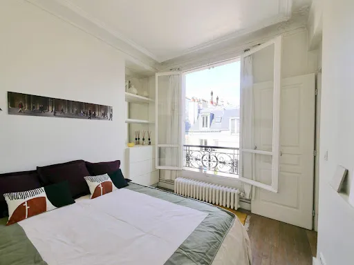 Magamistoad - Haussmannian Flat with Rooftop Views in Paris
