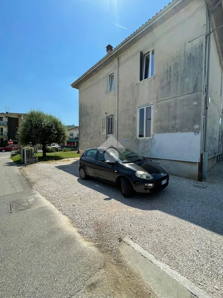Esterno - Bright Two-Bedroom Apartment with Terrace in Schio