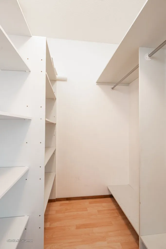 Pièces - Fully Renovated Flat with Balcony in Karjaa Centre