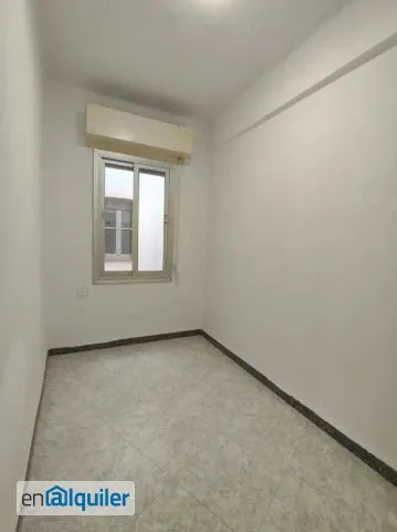 Pièces - Apartment with Balcony in City Centre