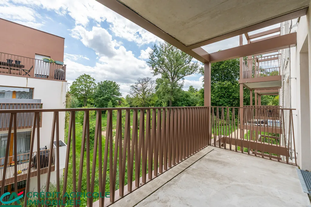 Rõdu - Modern Flat with Balcony in Vaucresson