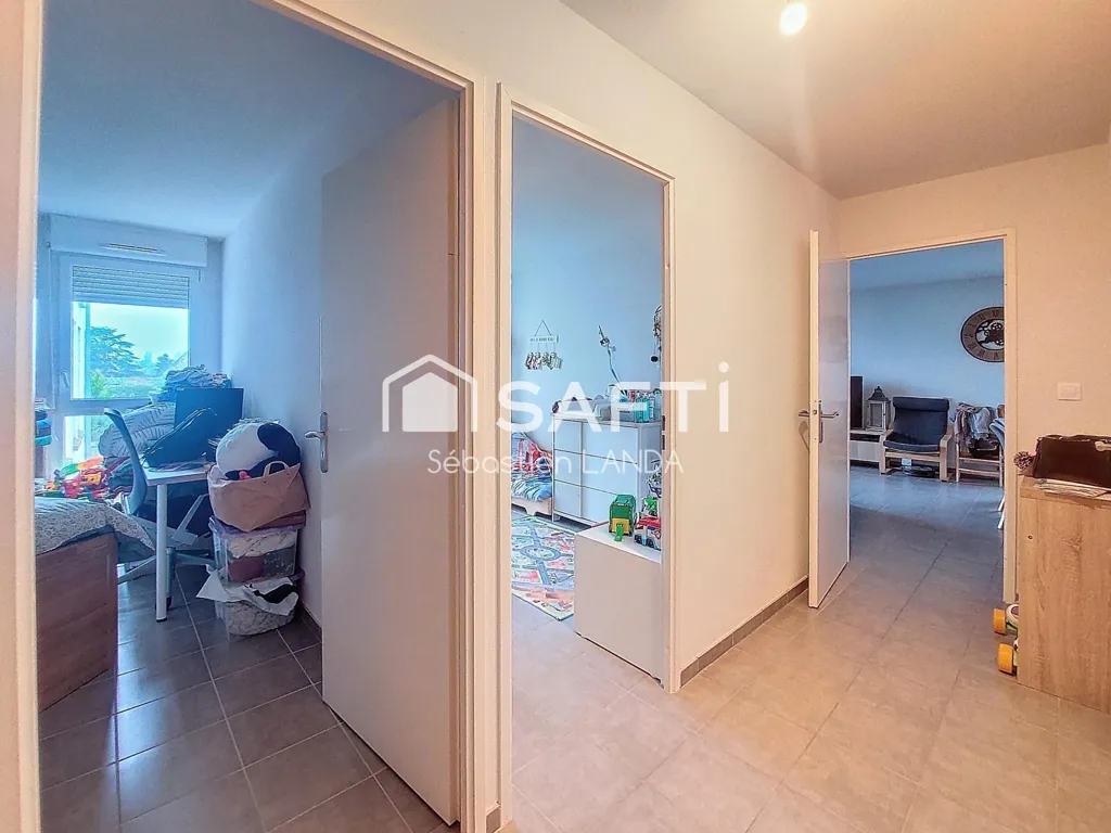 Dormitorios - Bright 3-Piece Apartment with Balcony in Rambouillet