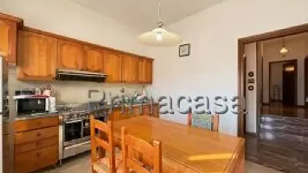 Kitchen - Villa with Private Garden in Legnago