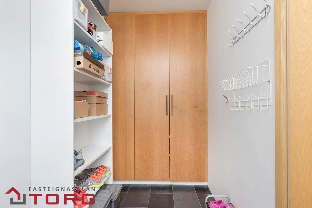 Pièces - Appartement 5 pièces à Hafnarfjörður