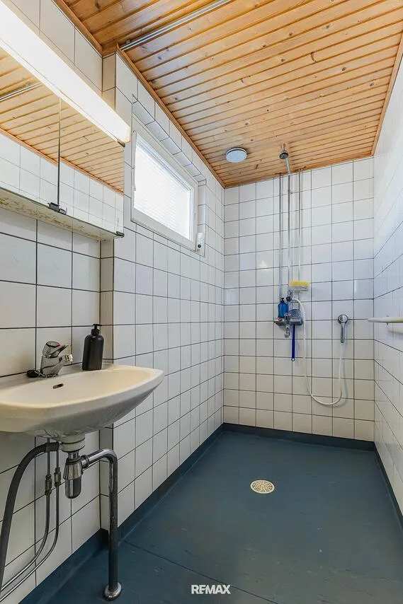 Salles de bain - End-Unit Apartment with Sauna in Tarvasjoki Centre