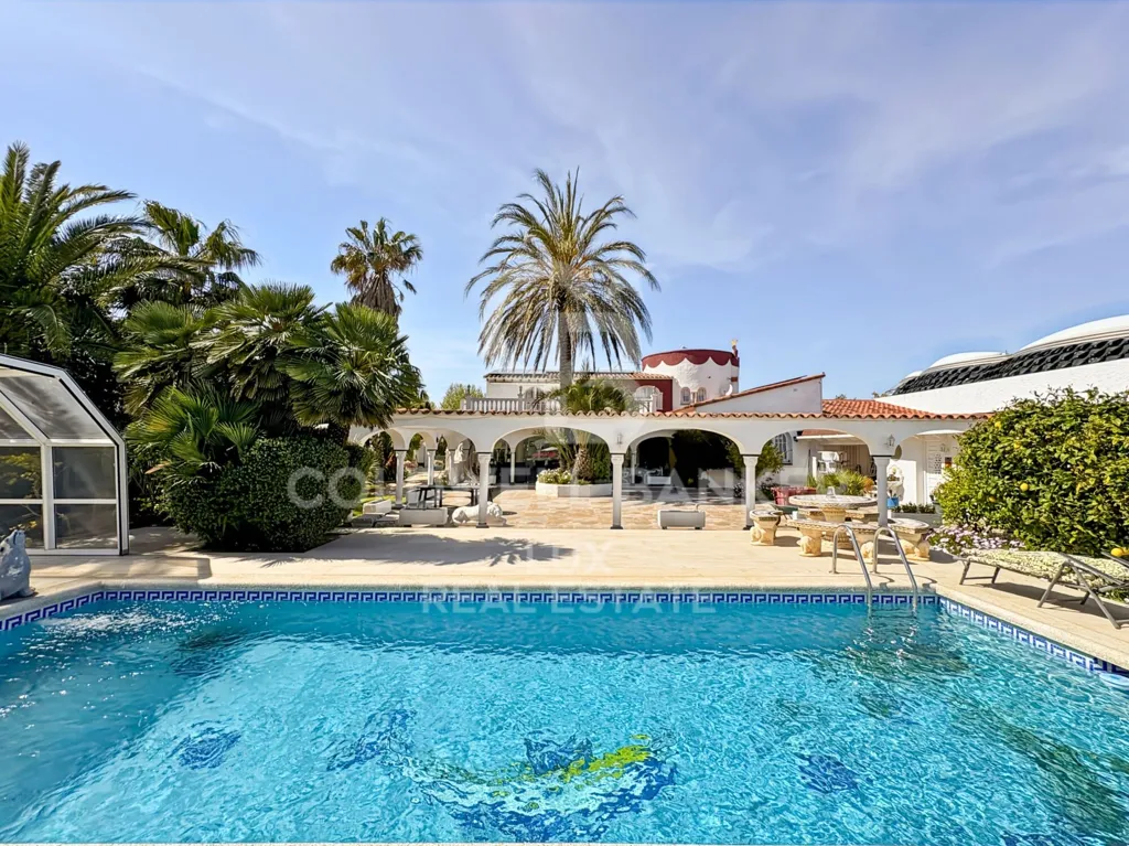 Piscine - Villa with Mooring in Empuriabrava