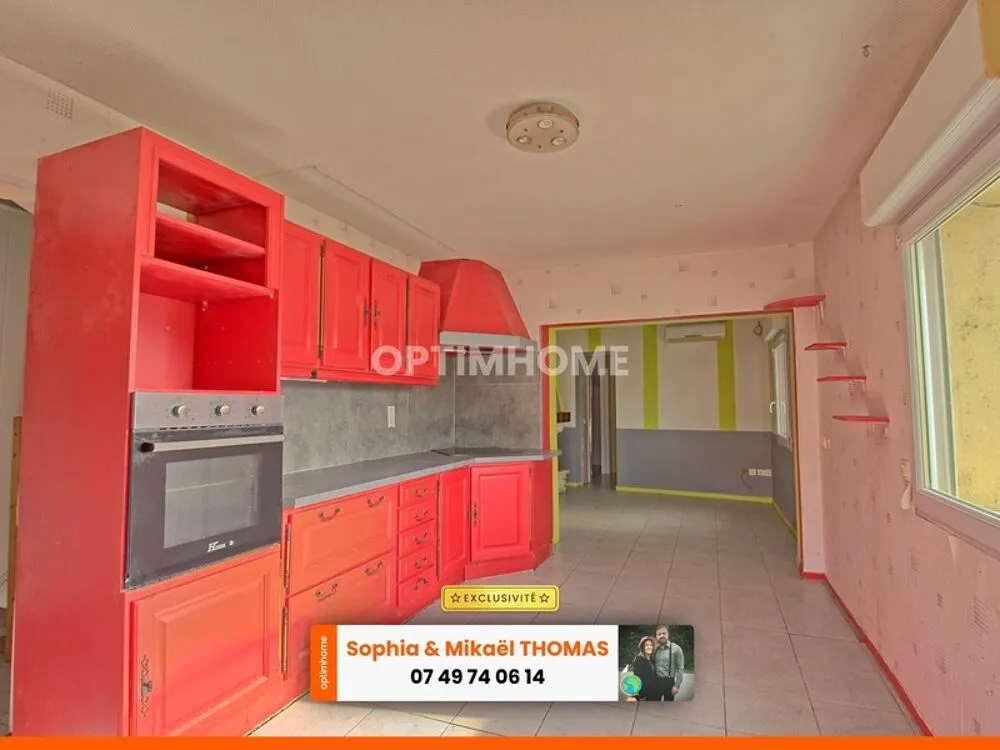 Cucina - Renovatable House with Garden in Chaussin
